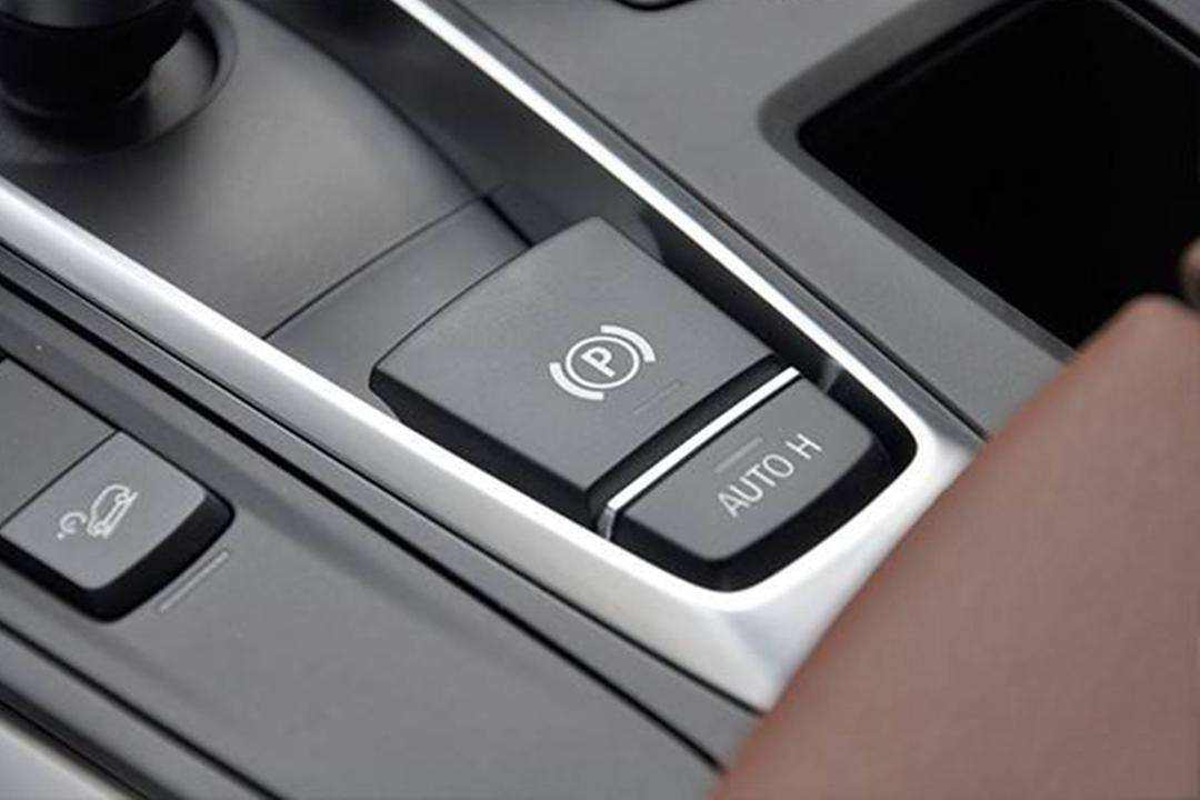 電子駐車制動(dòng)系統(tǒng)潤(rùn)滑選索科，為您的安全保駕護(hù)航！